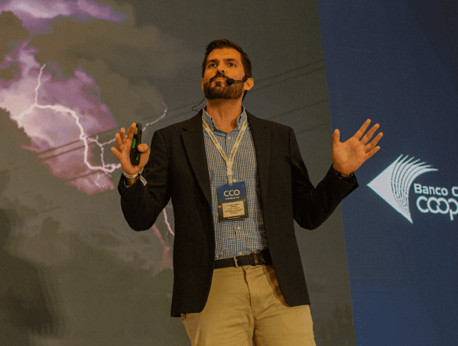 Mesa de trabajo 1 copia 13