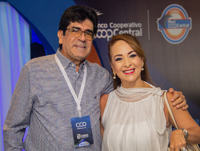 Mesa de trabajo 1 copia 3