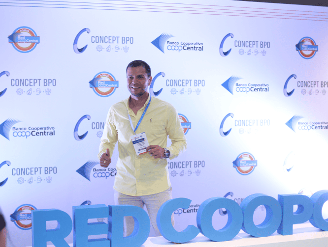 Mesa de trabajo 1 copia 3